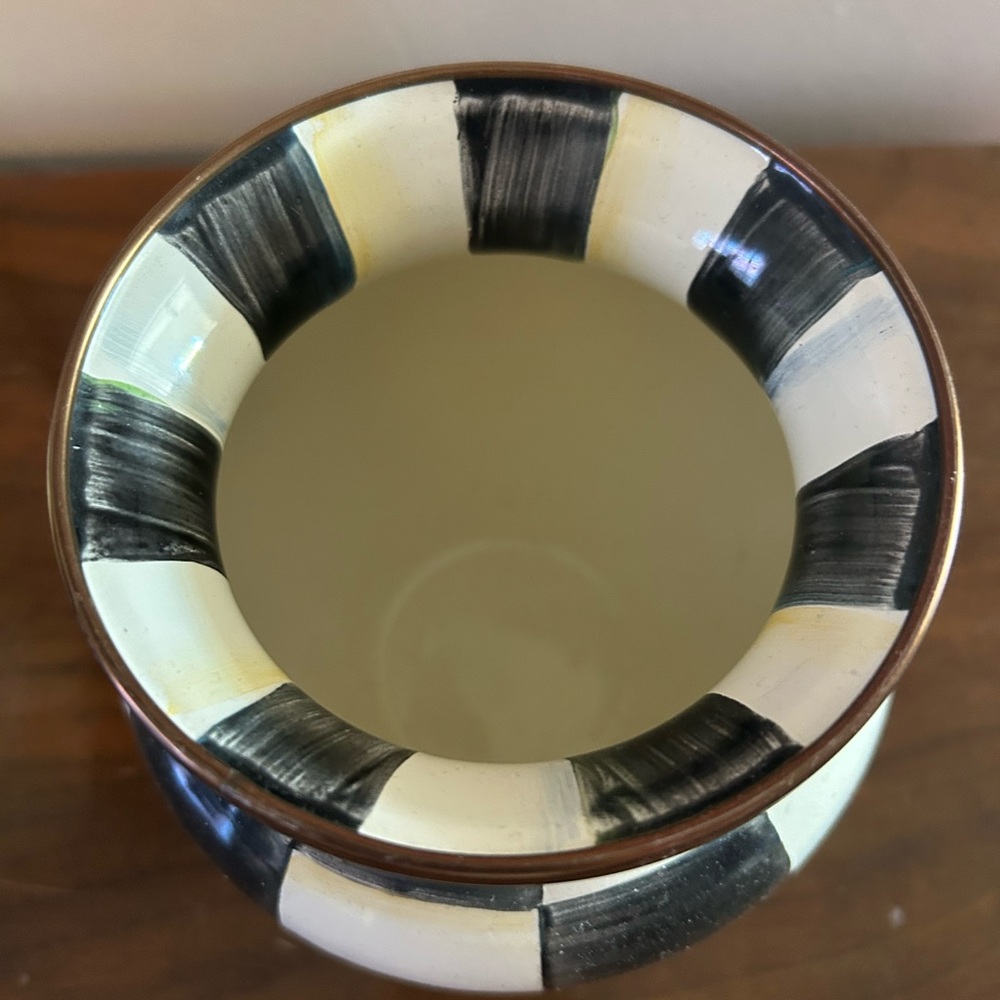 Mackenzie Childs black  and White Vase - Picture 7 of 7